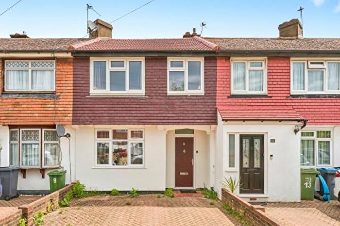 3 Bedroom Terraced House To Rent In Sunray Avenue, Surbiton, KT5