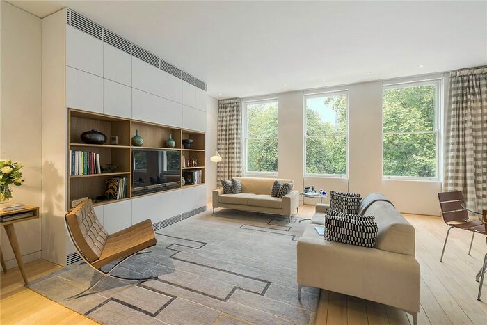 2 Bedroom Flat To Rent In Courtfield Gardens, Gloucester Road, London, SW5