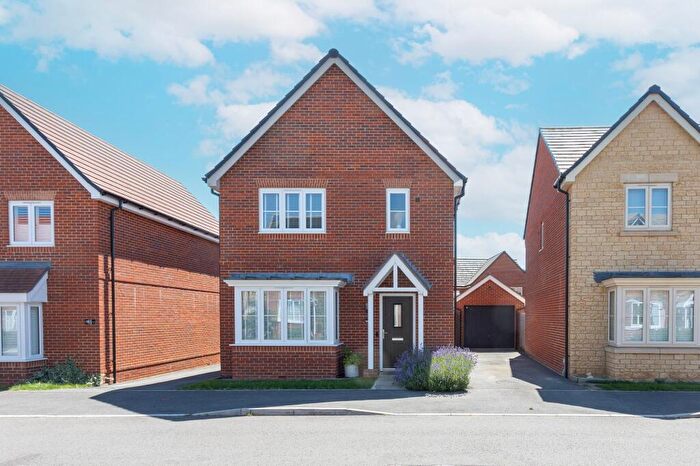 3 Bedroom Detached House For Sale In Aldiss Drive, Kingston Bagpuize, OX13