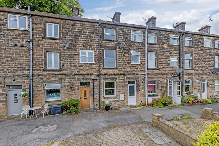 1 Bedroom Terraced House For Sale In Rock Terrace, Bakewell, DE45