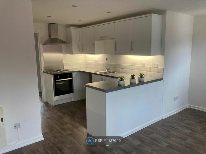 1 Bedroom Flat To Rent In Feckenham, Feckenham, B96