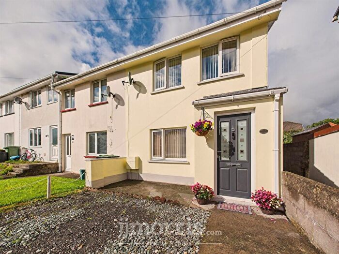 3 Bedroom Semi-Detached House For Sale In Millfield, Whitland, SA34