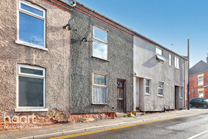 3 Bedroom Terraced House For Sale In Kirkhill, Loughborough, LE12