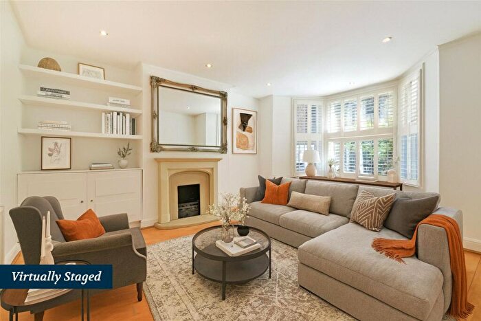 2 Bedroom Flat To Rent In Hemstal Road, West Hampstead, NW6