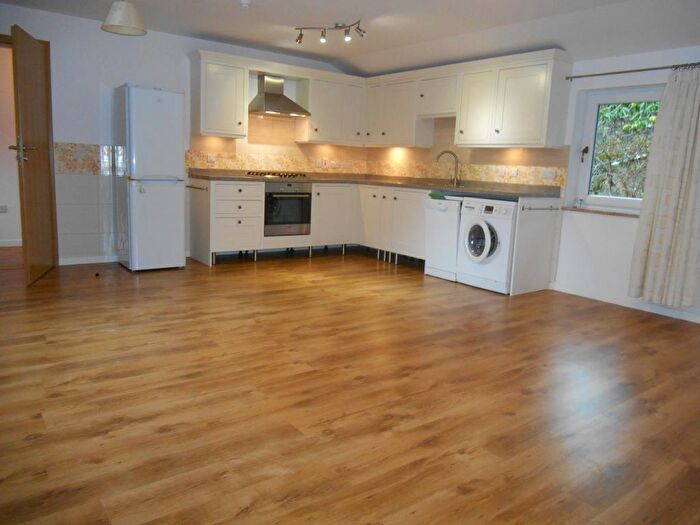 1 Bedroom Flat To Rent In Sunningdale, Berkshire, SL5