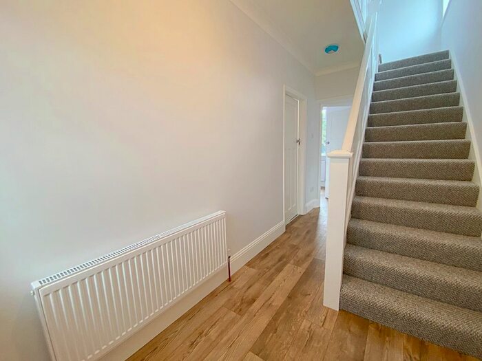 3 Bedroom SemiDetached House For Sale In Buxton Gardens, Westerhope