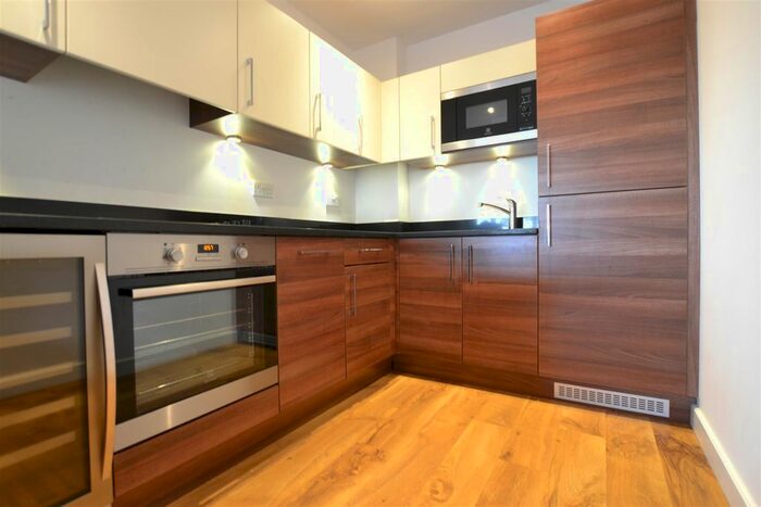 1 Bedroom Flat To Rent In Arlington House, West Drayton, UB7