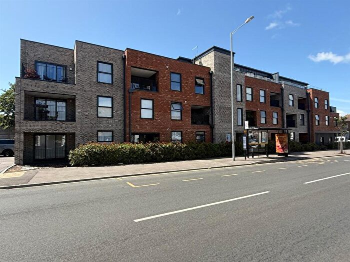 2 Bedroom Flat For Sale In Charles Court, Margate, CT9
