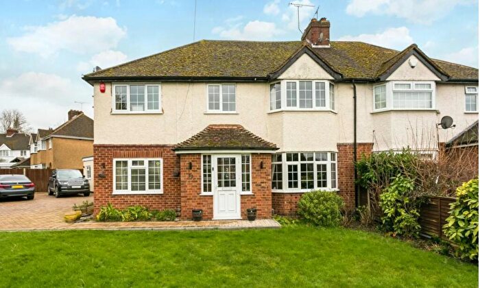 5 Bedroom House To Rent In Elizabeth Way, Stoke Poges, Slough, SL2