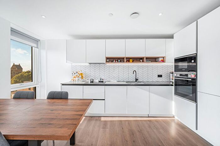 2 Bedroom Flat For Sale In Matcham House, Glenthorne Road, W6