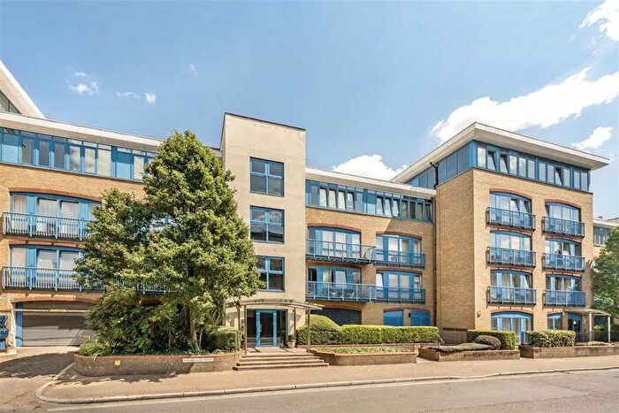 2 Bedroom Flat To Rent In Rotherhithe Street, London, SE16