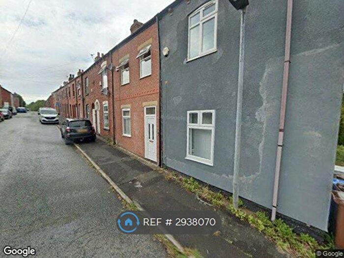 2 Bedroom Flat To Rent In Lorne Street, Wigan, WN1