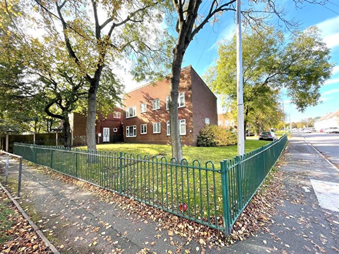 1 Bedroom Flat To Rent In Crown Place, Sandy Lane, Worksop, S80