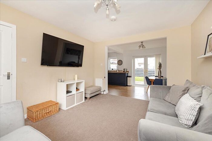 3 Bedroom Semi-Detached House For Sale In Cotlands Avenue, Longniddry, EH32