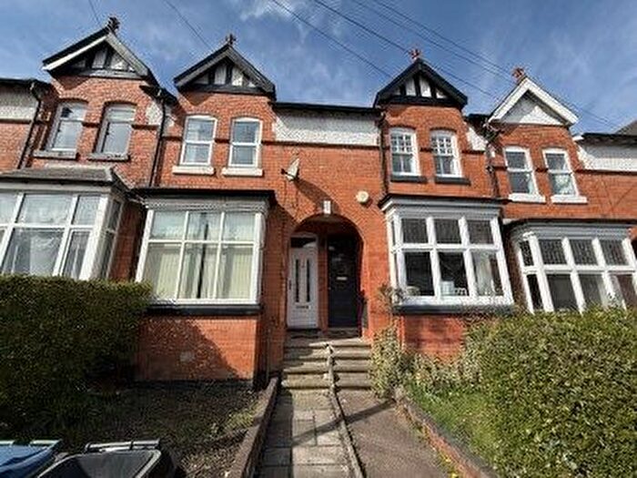 3 Bedroom Terraced House To Rent In Park Road, Smethwick, B67