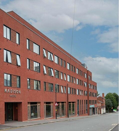 2 Bedroom Apartment To Rent In Madison House, Wrentham Street, B5