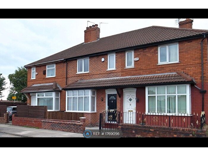 2 Bedroom Terraced House To Rent In Brown Street, Salford, M6