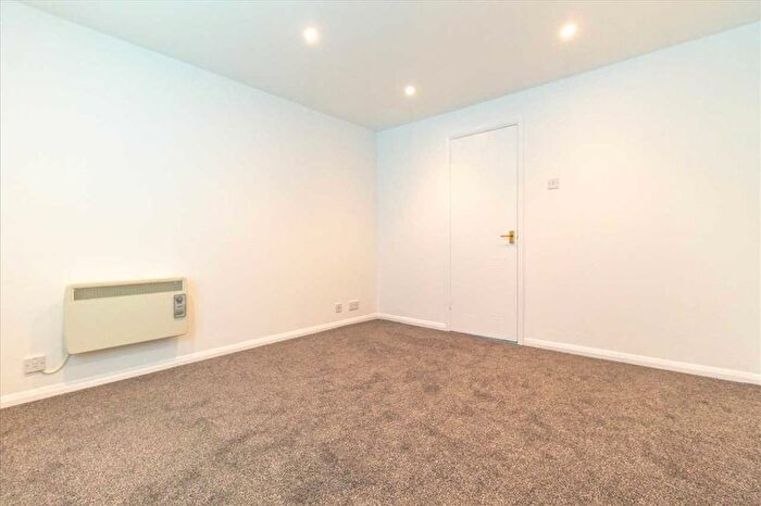 1 Bedroom Terraced House To Rent In Sanderson Close, Kettering, NN15