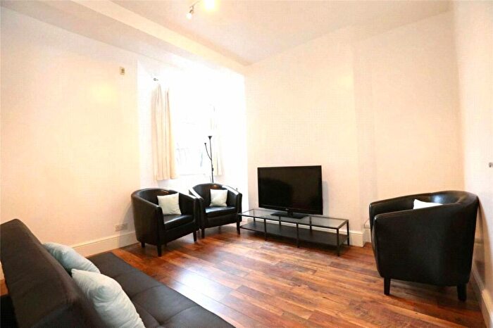 4 Bedroom Terraced House To Rent In Braemar Road, Fallowfield, Manchester, M14