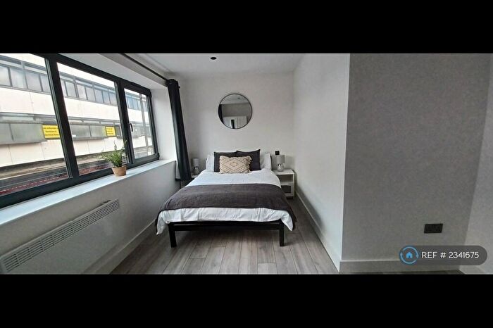 1 Bedroom Flat To Rent In Princes Street, Stafford, ST16