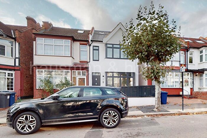 1 Bedroom Flat To Rent In Audley Road, Hendon, NW4