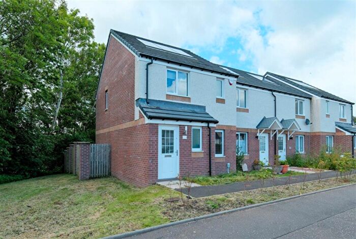 3 Bedroom End Of Terrace House For Sale In Strathaven Road, Stonehouse, ML9