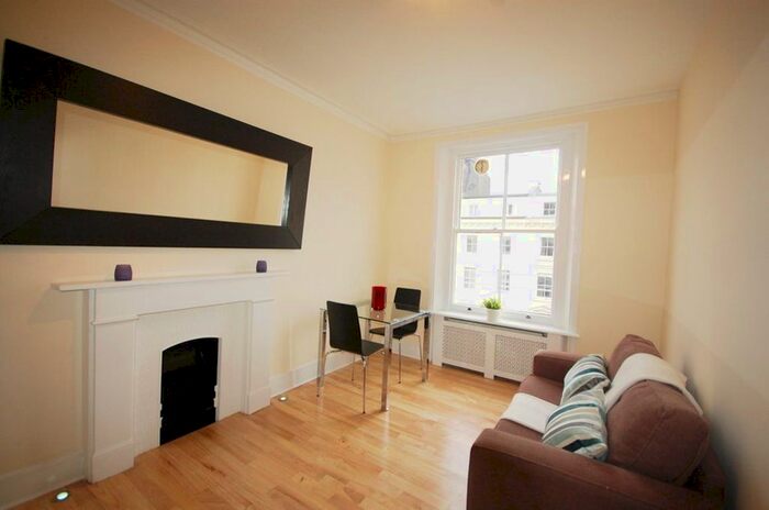 1 Bedroom Flat To Rent In Belgrave Road, Pimlico, SW1V
