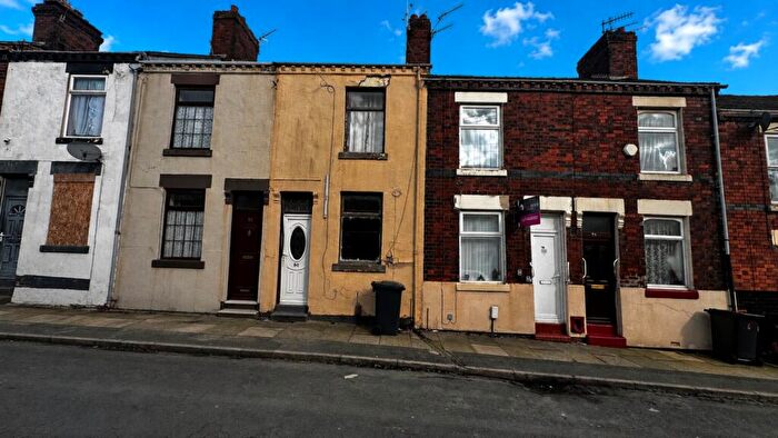 2 Bedroom Terraced House For Sale In Lowther Street, Stoke-on-Trent, Staffordshire, ST1
