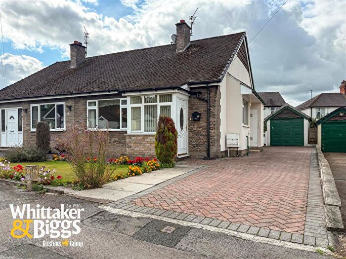 2 Bedroom Bungalow For Sale In Elm Road, Congleton, CW12