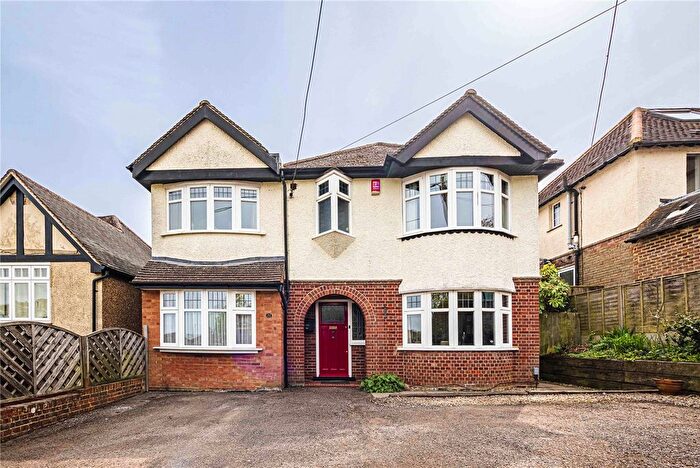 4 Bedroom Detached House For Sale In Darrs Lane, Northchurch, Berkhamsted, Hertfordshire, HP4