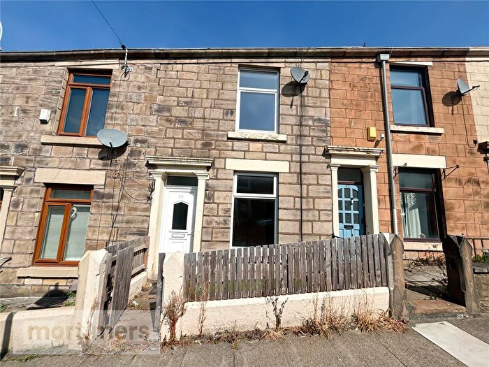 3 Bedroom Terraced House For Sale In Gillibrand Street, Darwen, Lancashire, BB3