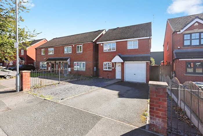 3 Bedroom Detached House For Sale In Gunter Road, Birmingham, West Midlands, B24