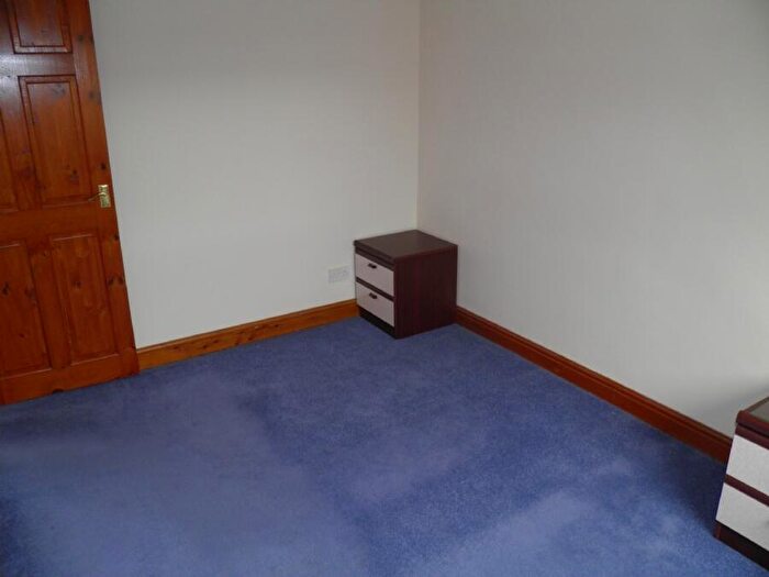1 Bedroom Terraced House To Rent In Victoria Street, Ripley, Derbyshire, DE5