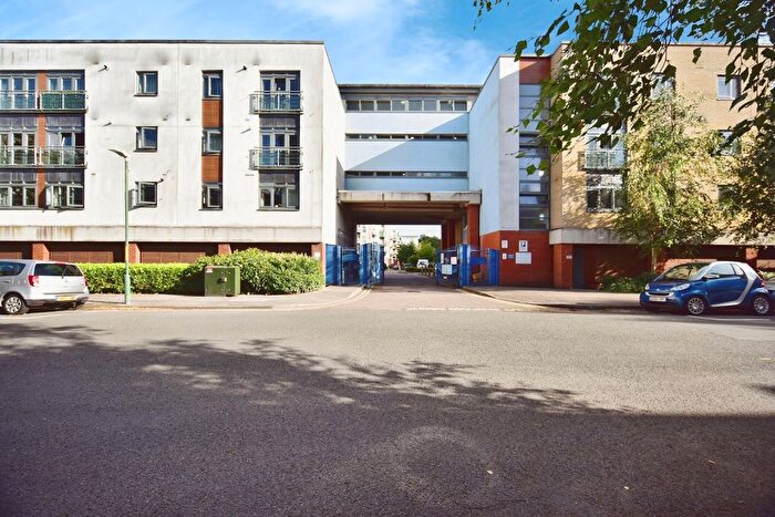 1 Bedroom Flat For Sale In Hart Street, Maidstone, Kent, ME16