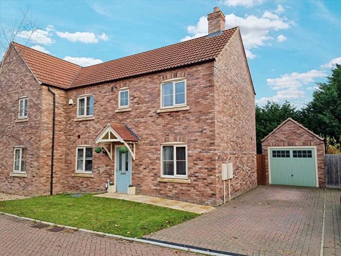 3 Bedroom Semi Detached House For Sale In Pell Close, Heckington, NG34