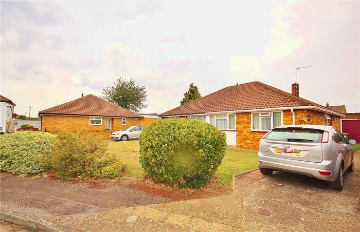 2 Bedroom Bungalow To Rent In Warren Road, Ashford, Surrey, TW15