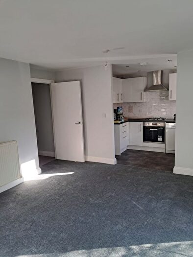 2 Bedroom Flat To Rent In Black Eagle Drive, Northfleet, Gravesend, Kent, DA11