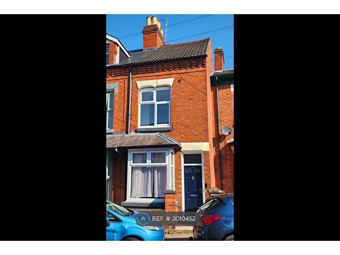 2 Bedroom Terraced House To Rent In Lansdowne Road, Leicester, LE2