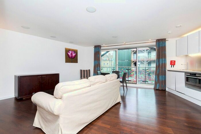 1 Bedroom Flat To Rent In Islington On The Green, A Islington Green, Angel, Islington, London, N1