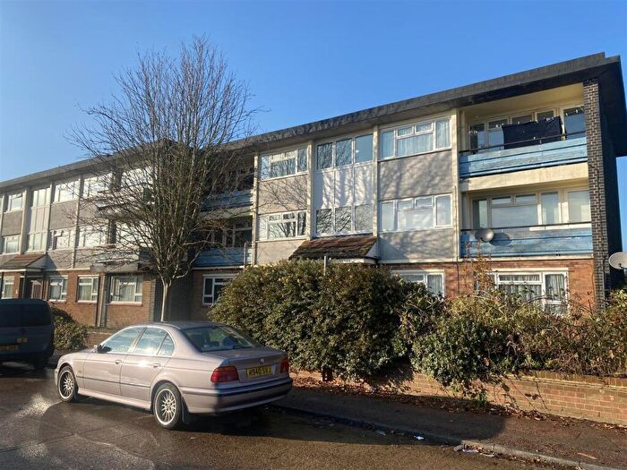 1 Bedroom Flat To Rent In Albatross Avenue, Rochester, ME2