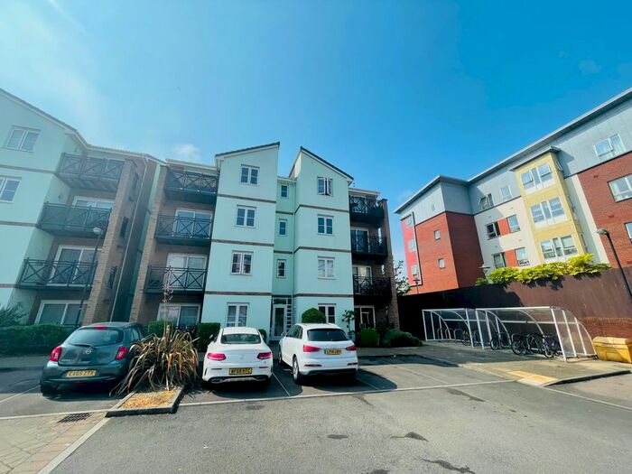 1 Bedroom Flat To Rent In Pentland Close, Llanishen, Cardiff, CF14