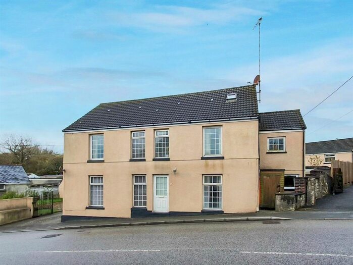 1 Bedroom Flat To Rent In Nanpean, St. Austell, PL26