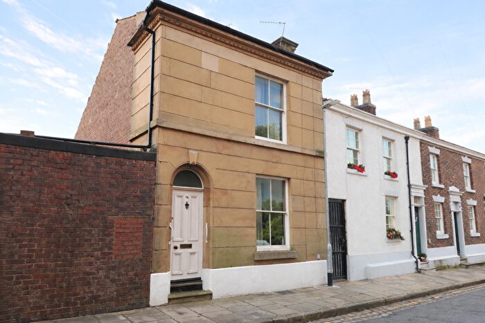 2 Bedroom Terraced House For Sale In Waterloo Street West, Macclesfield, SK11