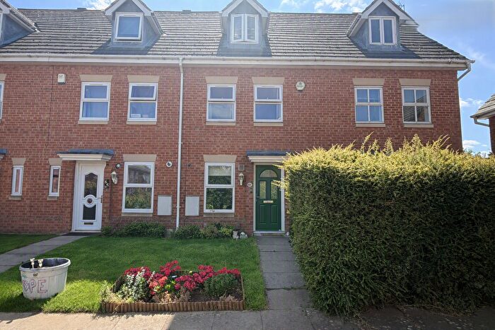 3 Bedroom Terraced House For Sale In Oriel Close, Milton Keynes, MK12