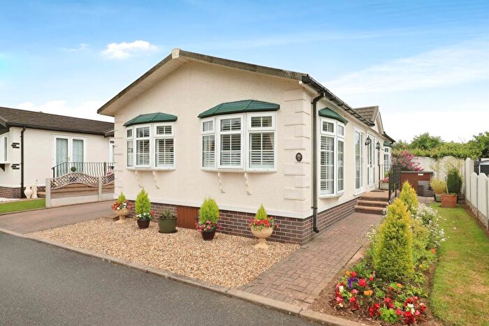 2 Bedroom Park Home For Sale In Severn Bank Park, Stourport-On-Severn, DY13