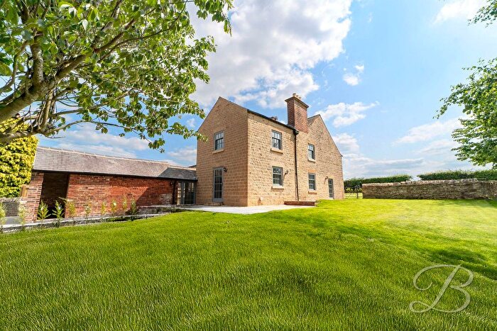 5 Bedroom Semi-Detached House For Sale In Mansfield Road, Creswell, Worksop, S80