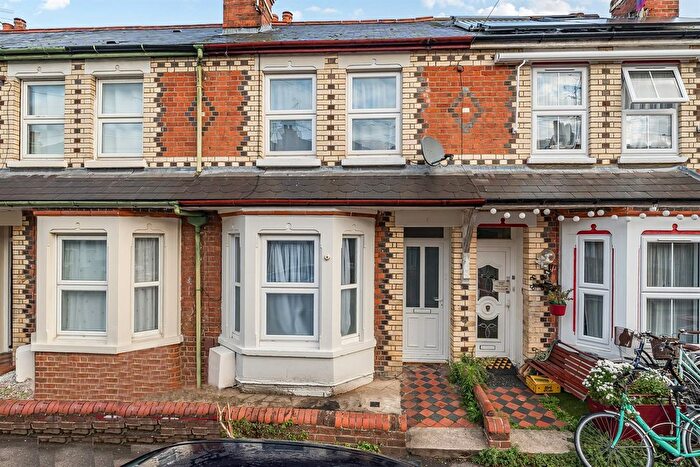 4 Bedroom Terraced House To Rent In Curzon Street, Reading, RG30