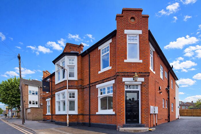 1 Bedroom Flat For Sale In New Writtle Street, Chelmsford, Essex, CM2