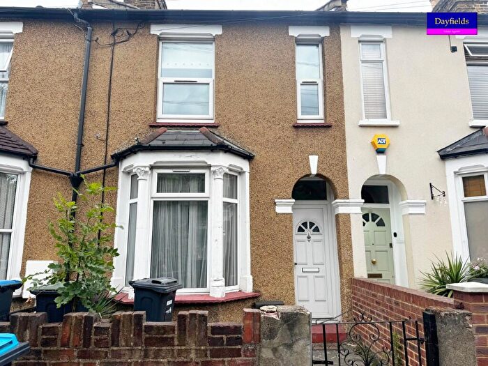 2 Bedroom Terraced House To Rent In Edinburgh Road, London, N18