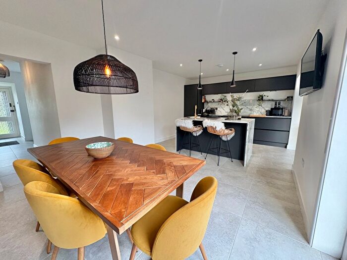 3 Bedroom Semi-detached House For Sale In Nant-Yr-Arian, Carmarthen, SA31